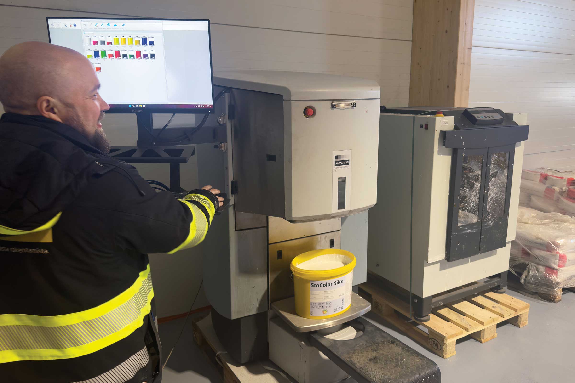 Sto Oulu sävytyskoneet